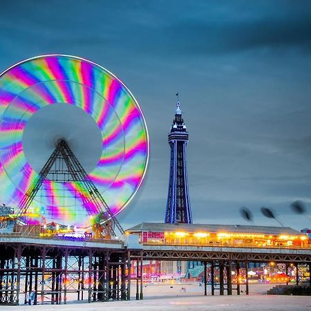 Bamber House - Large Modern Home & Perfect Location Blackpool Eksteriør bilde