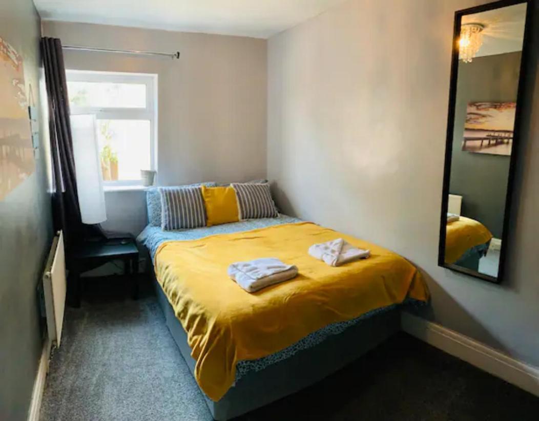 Bamber House - Large Modern Home & Perfect Location Blackpool Eksteriør bilde