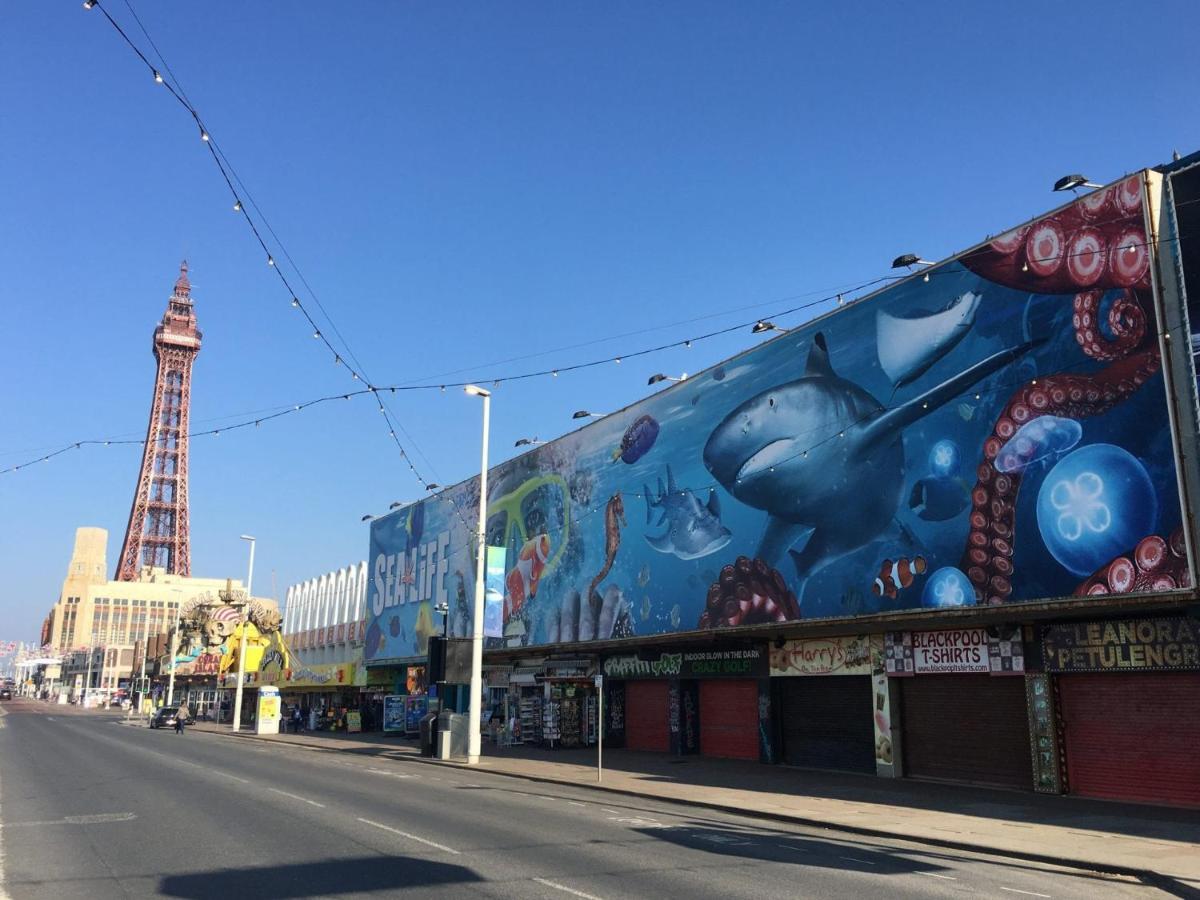 Bamber House - Large Modern Home & Perfect Location Blackpool Eksteriør bilde